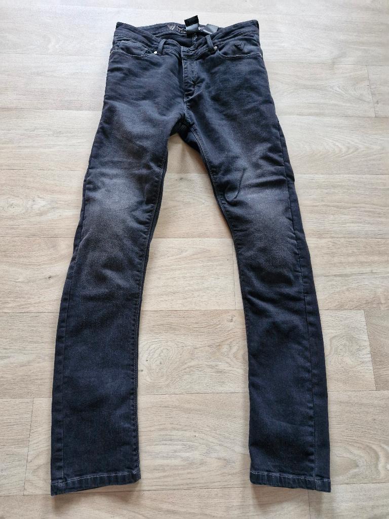 Vend jeans moto pour femme, Femmes, Pantalon | textile, Enlèvement, MODEKA
