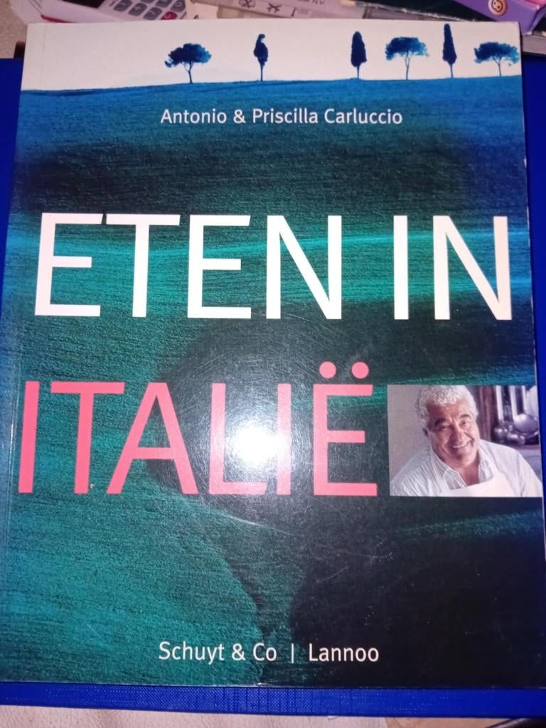 boek eten in italie, Boeken, Italië, Carluccio's, Ophalen of Verzenden, Hoofdgerechten
