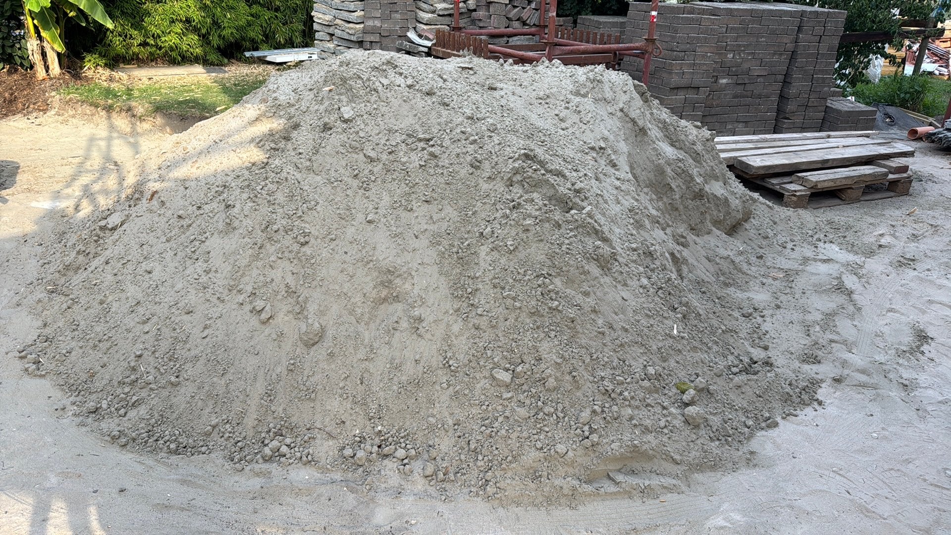 Gratis proper wit zand, Jardin & Terrasse, Gravier, Rochers & Caillasse, Enlèvement, Comme neuf, Blanc