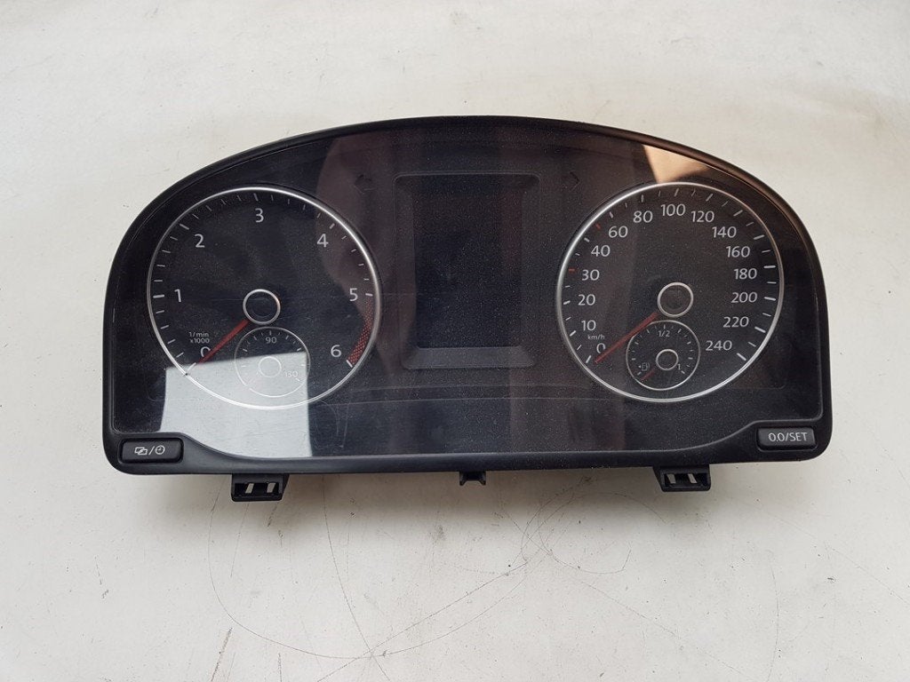 INSTRUMENTS DE BORD Caddy IV (|2K5920876K|2K5920876KX|), Dhr. J. Ham, Volkswagen, Administratie@autoham.nl, Utilisé