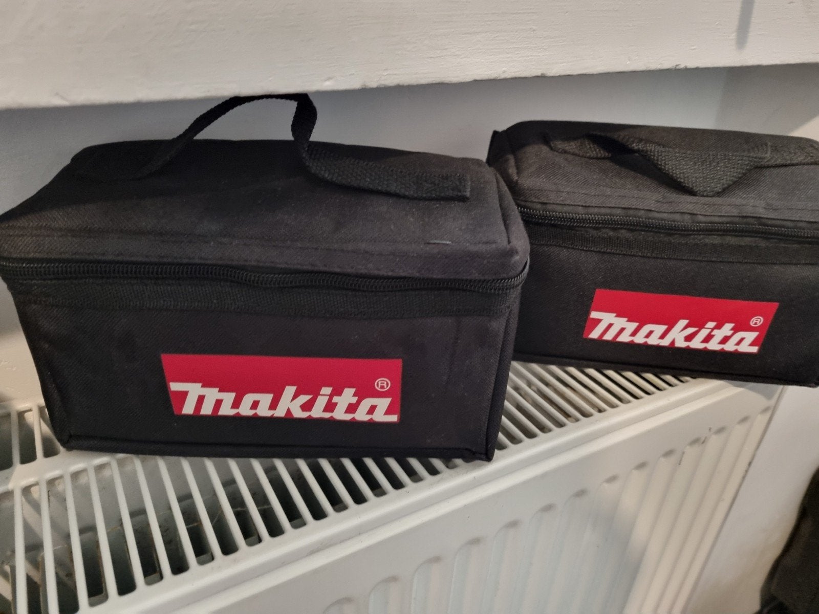 Makita-laser, Ophalen, Nieuw