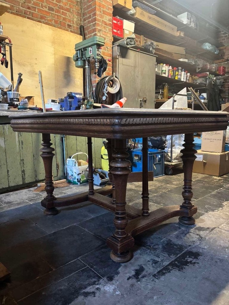 Table en chêne, Quatre personnes, Enlèvement, Chêne, Carré