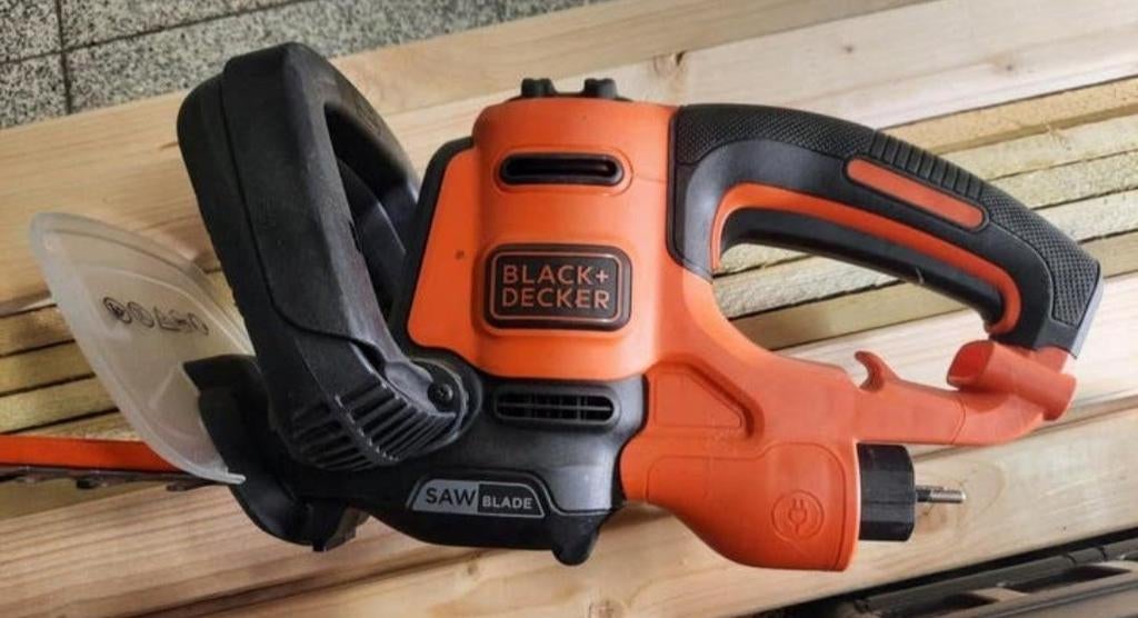 Heggenschaar Black & Decker, Enlèvement
