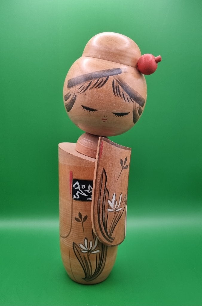 Kokeshi rare et élégant de Miyashita Hajime, Antiquités & Art, Enlèvement ou Envoi, Japon, Bois, Peint