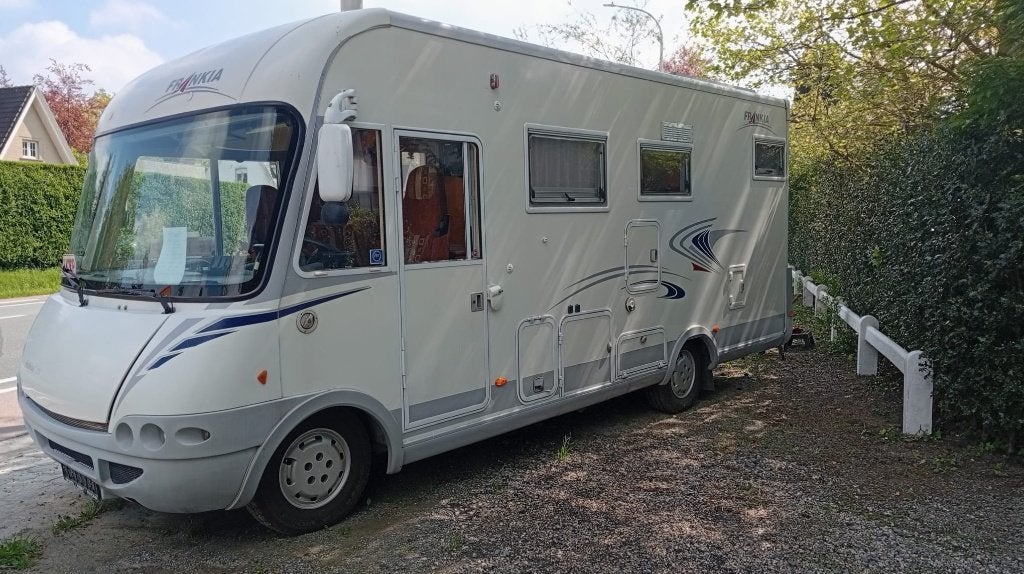Integraal FRANKIA i670, Douche, Fiat, Boîte manuelle, Intégral