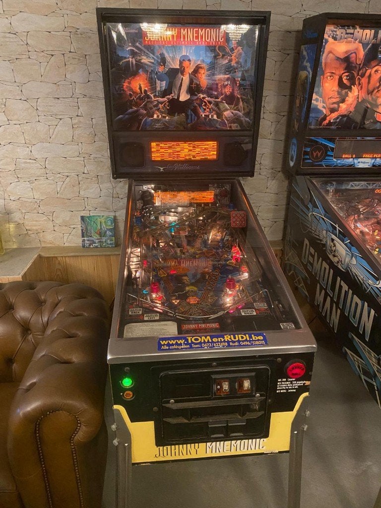 flipperkast Williams Johnny Mnemonic, Verzamelen, Ophalen, Gebruikt, Elektronisch, Williams