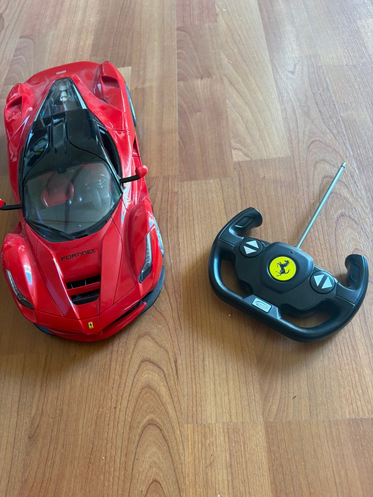 Ferrari speelgoed auto, Hobby en Vrije tijd, Verzenden, Zo goed als nieuw