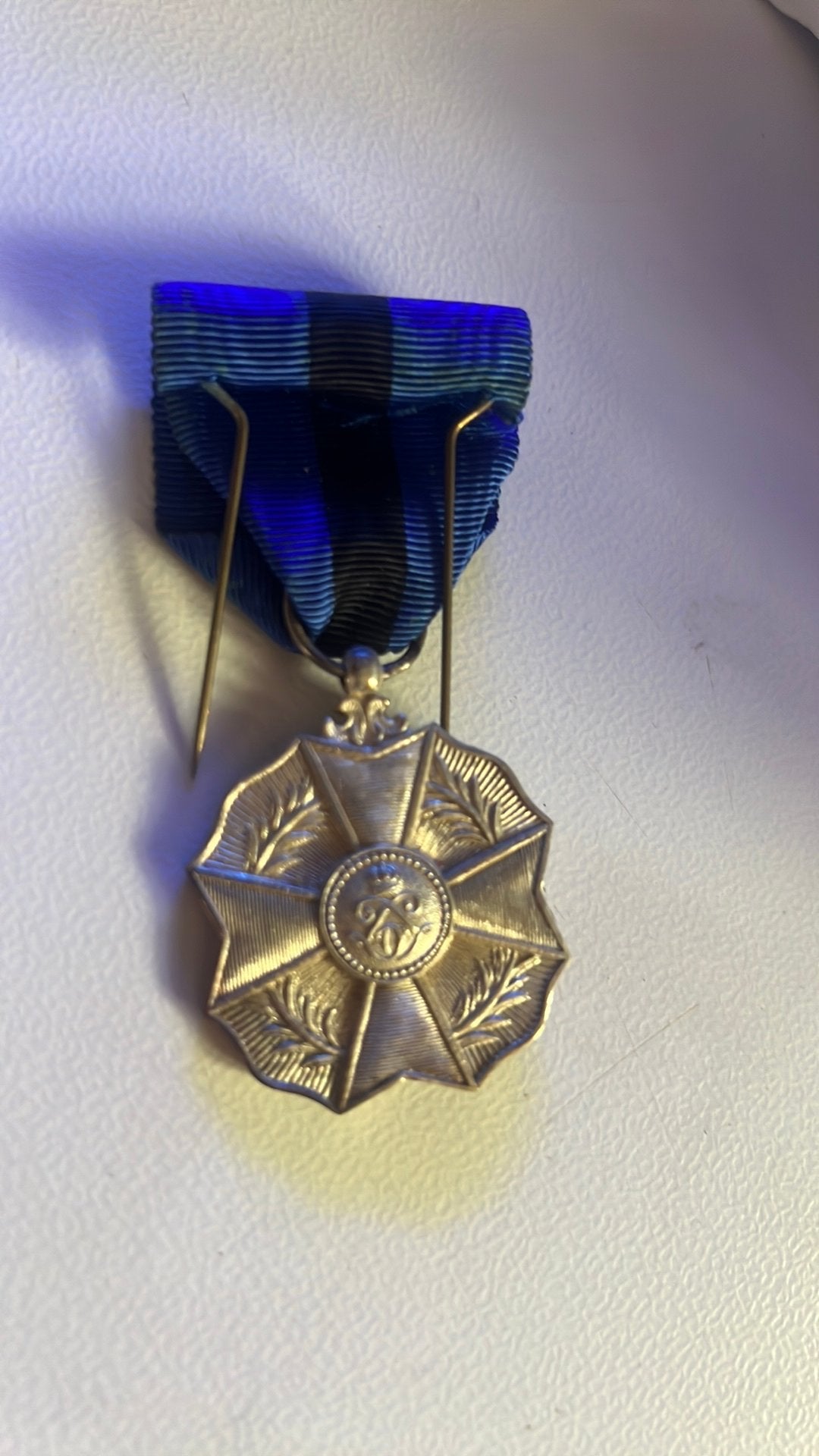 Medaille orde van leopold2, Timbres & Monnaies, Pièces & Médailles, Enlèvement ou Envoi