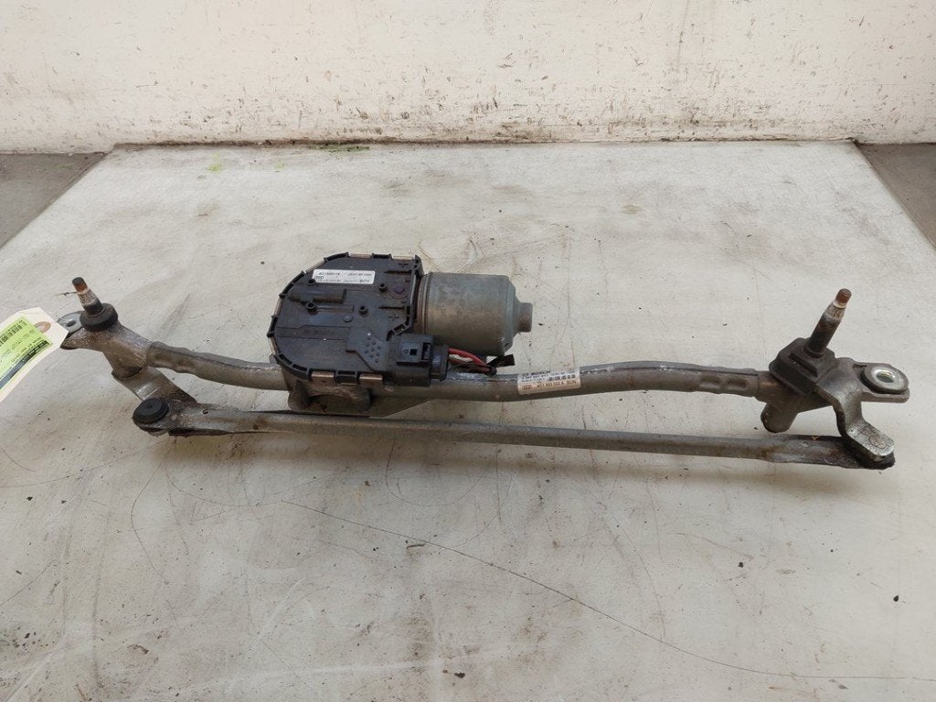 RUITENWISSER MECH + MOTOR Audi A7 Sportback (4GA / 4GF), Robert Bosch AG, Gebruikt, Audi, Robert-Bosch-Allee 1
74232  Abstatt, DE