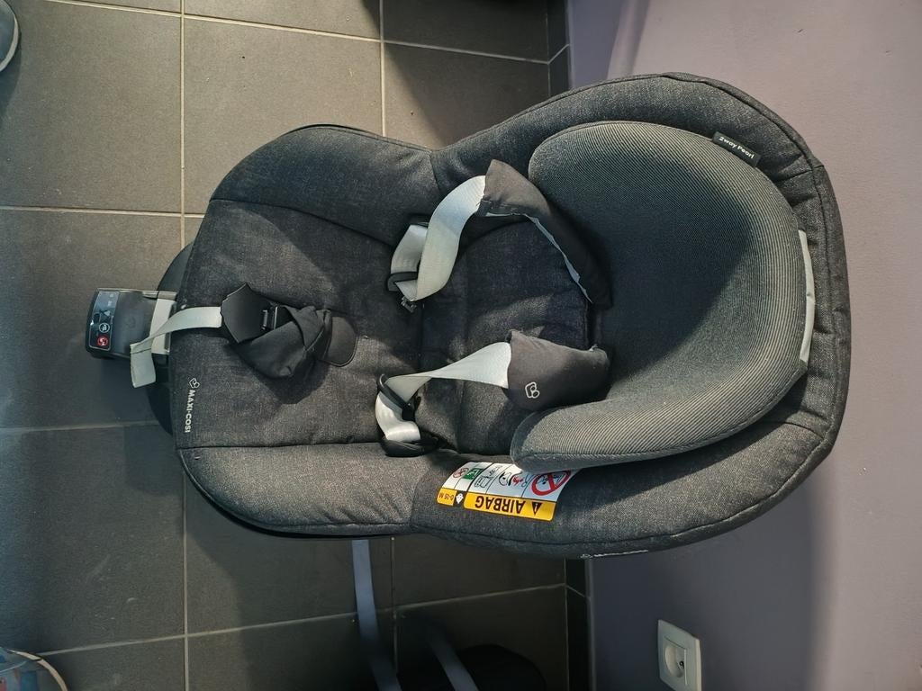 Maxi Cosy 2- way fix, Kinderen en Baby's, Autostoeltjes, Ophalen