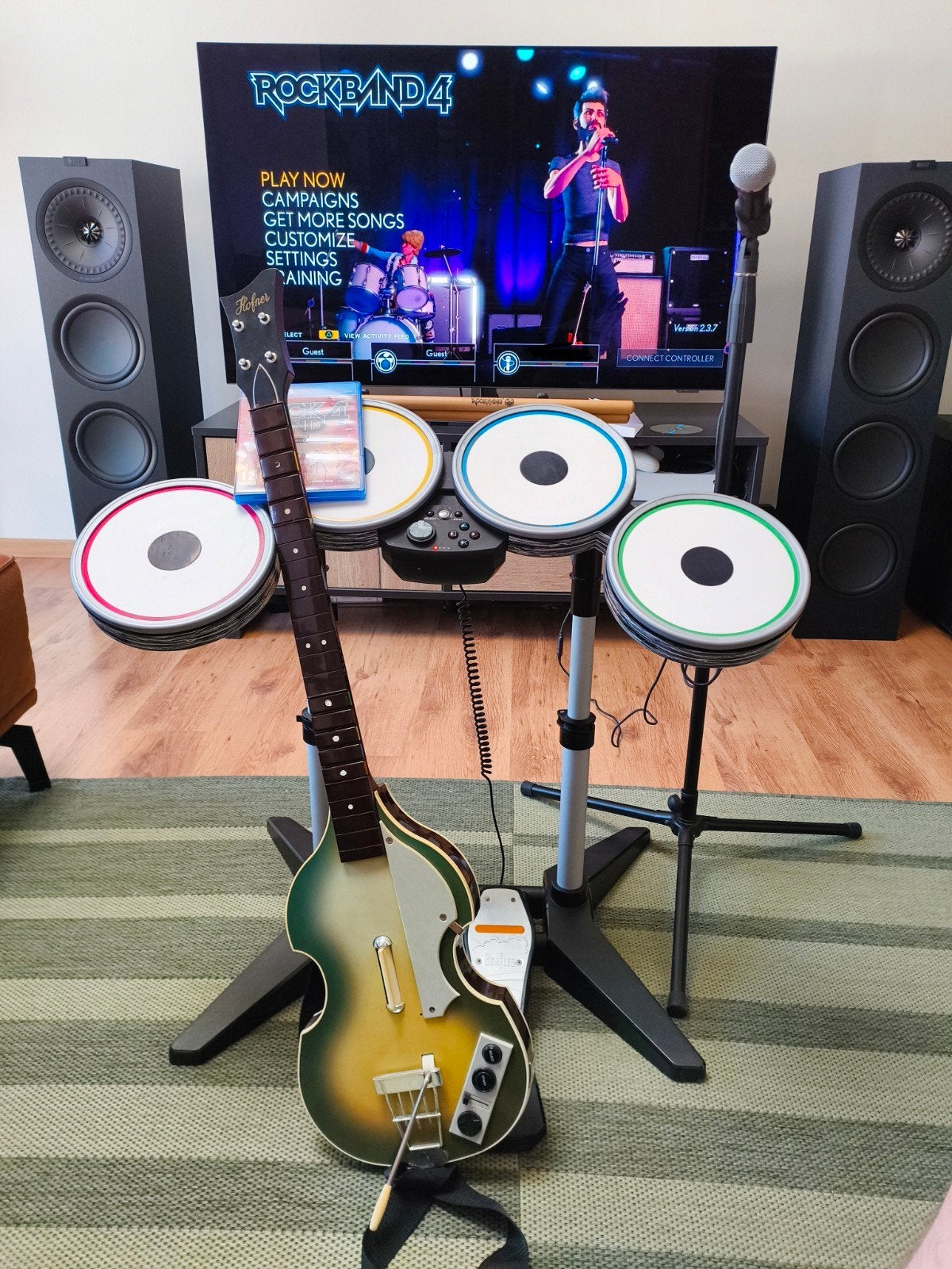 Rock Band full set + Rock Band 4, Games en Spelcomputers, 3 spelers of meer, Ophalen, Muziek