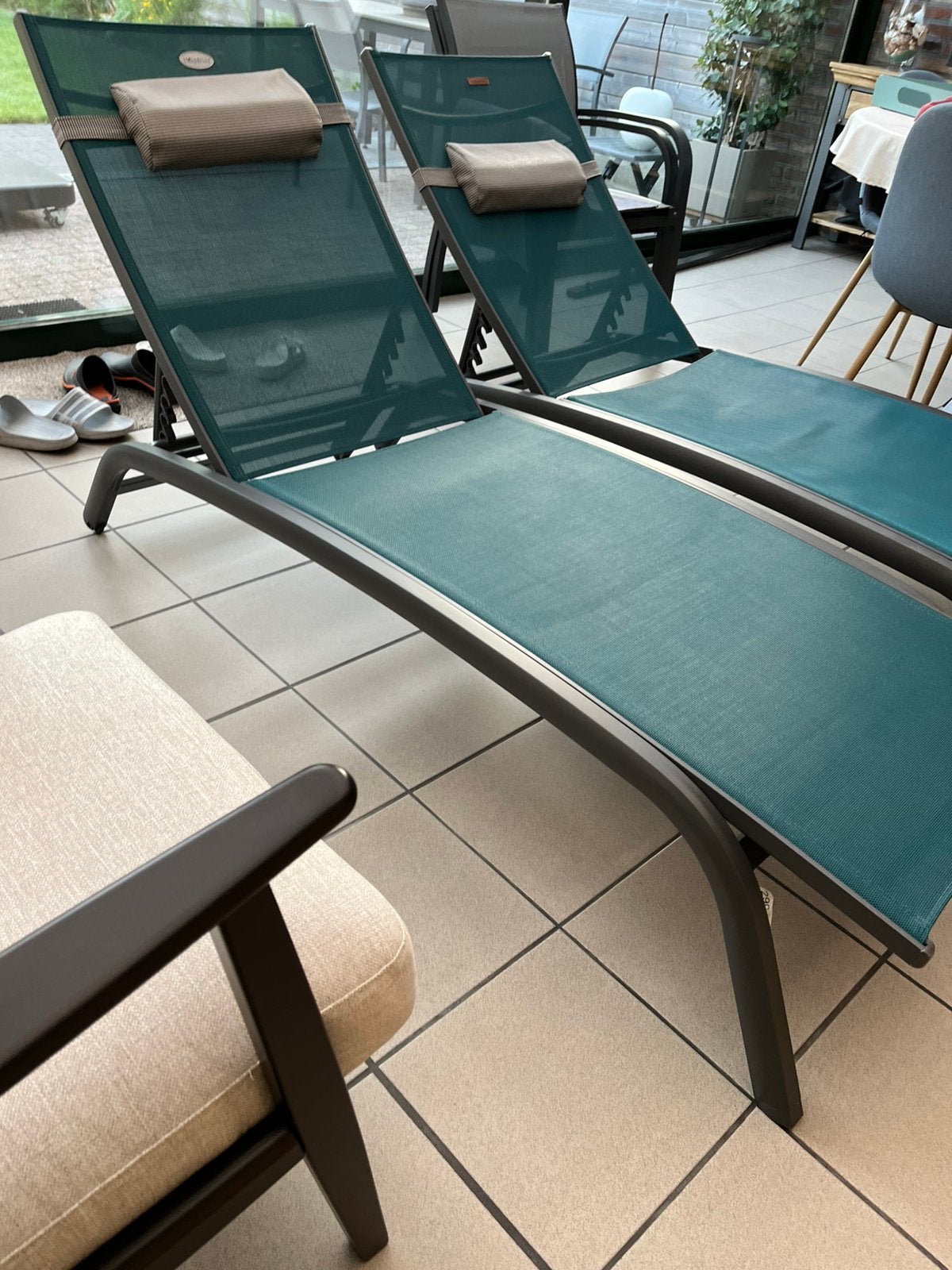 2 ligbedden aluminium, Tuin en Terras, Ligbedden, Ophalen, Zo goed als nieuw, Aluminium
