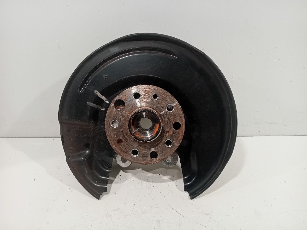 Wielnaaf rechts achter Lexus RX, Onderdelen@venauto.nl, Van der Ven Autorecycling B.V., Gebruikt, Ettenseweg 76, 4706 PB Roosendaal, The Netherlands