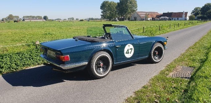Triumph TR6 Overdrive en très bon état, Autos, Boîte manuelle, 2 portes, 6 cylindres, Particulier