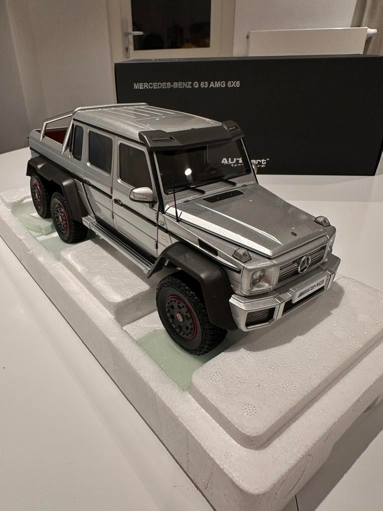 MERCEDES -BENZ G63 AMG 6x6 1/18 Autoart, Enlèvement ou Envoi, Neuf, Voiture, Autoart