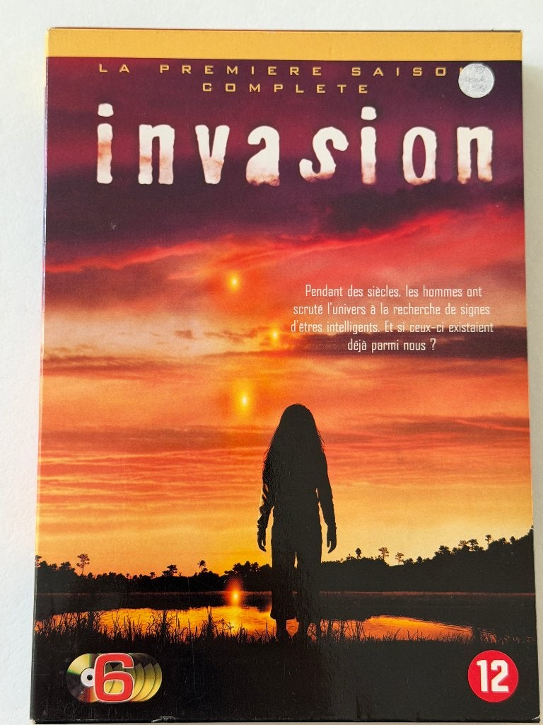Invasion - Het Complete Eerste Seizoen (DVD), CD & DVD, Enlèvement ou Envoi, Néerlandais, Utilisé, Saison 1