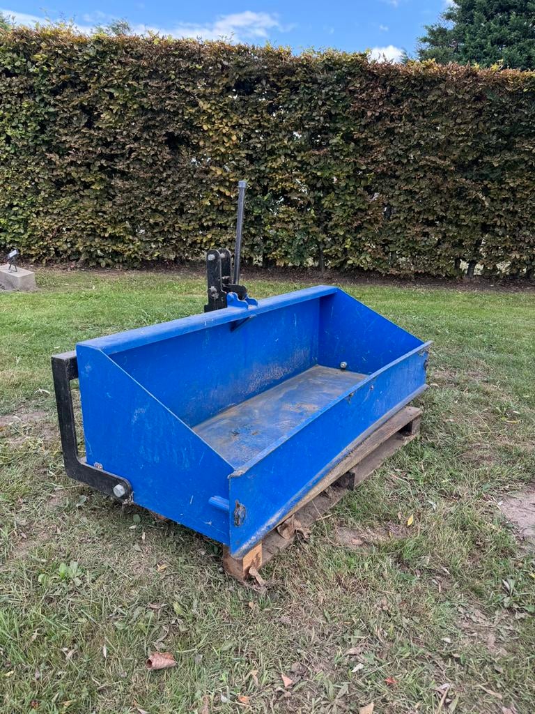 Kipbak voor tractor, Zakelijke goederen, Ophalen