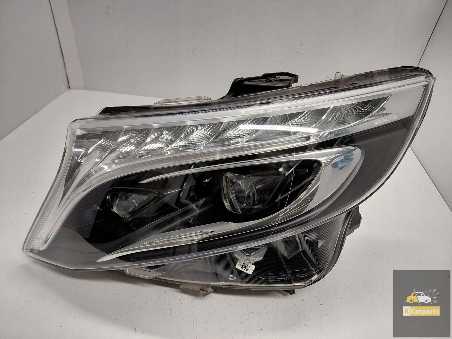 A4479061401, Mercedes Classe V W447, feu de levage ILS LED c, Mercedes-Benz AG, Mercedes-Benz, Utilisé, Mercedesstrasse 120
70372  Stuttgart, DE