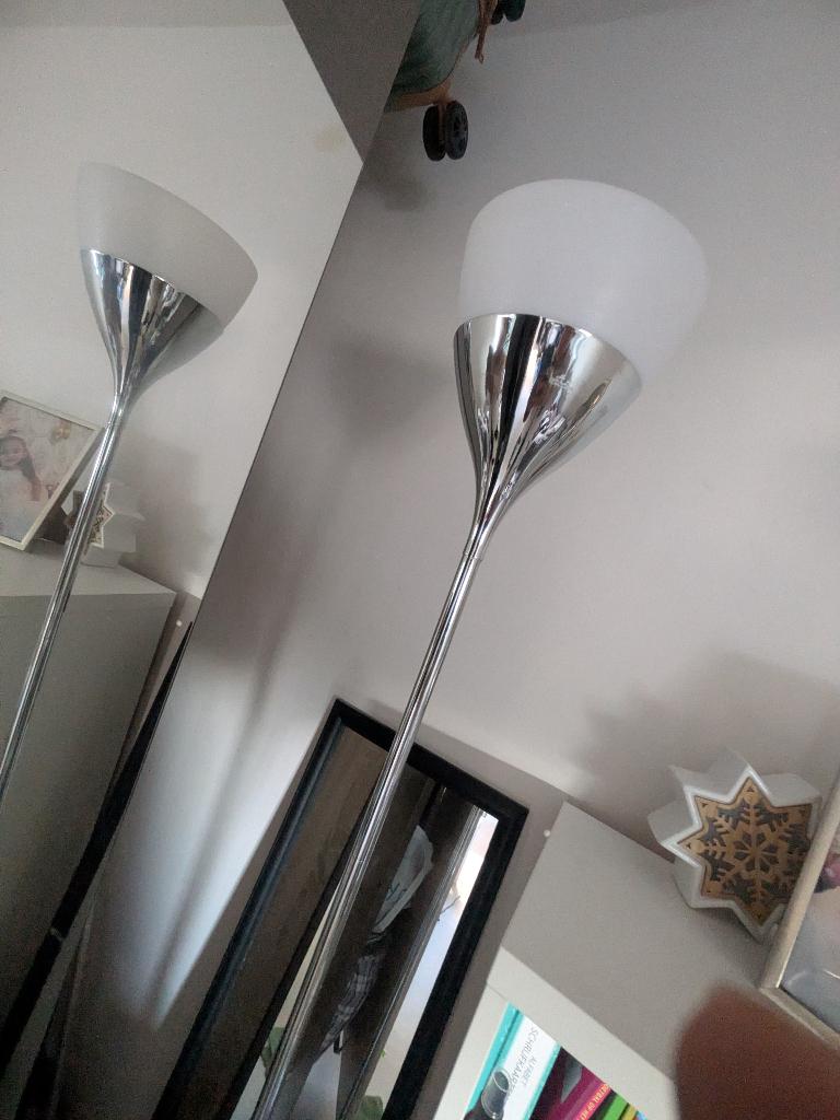 Vloerlamp, Huis en Inrichting, Lampen | Vloerlampen, Ophalen, Gebruikt