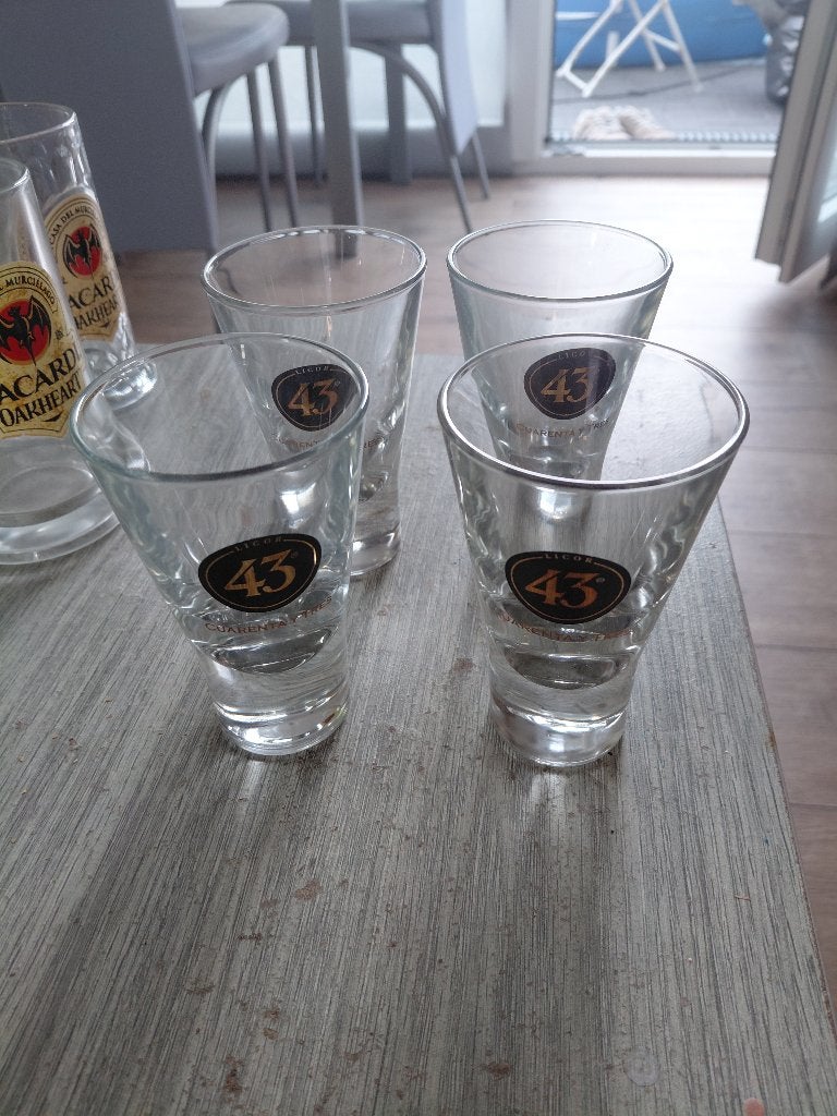 Verre liqueur  43, Enlèvement, Comme neuf