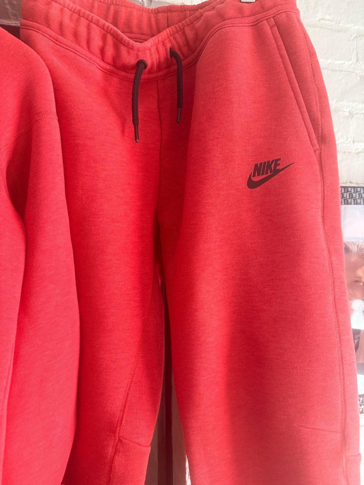 Nike tech fit traingspak rood, Kleding | Heren, Sportkleding, Ophalen, Zo goed als nieuw, Rood