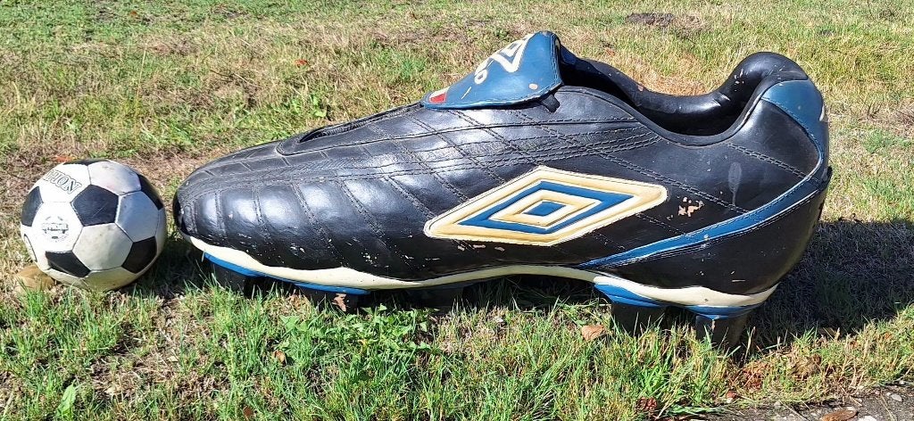 Absolute eyecatcher! Mega grote reuzen voetbalschoen️️⚽️, Ophalen, Gebruikt, Overige typen