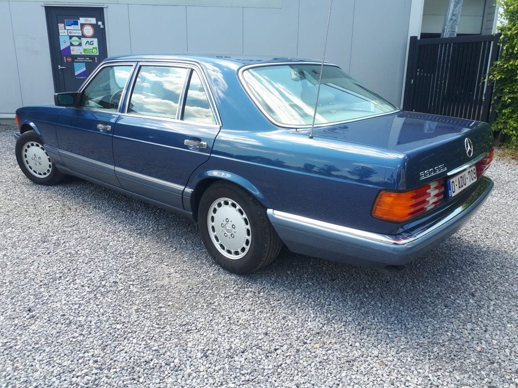 OLDTIMER MERCEDES 560 SEL V8 AUTOMATIQUE, Cuir, Achat, 5547 cm³, Entreprise