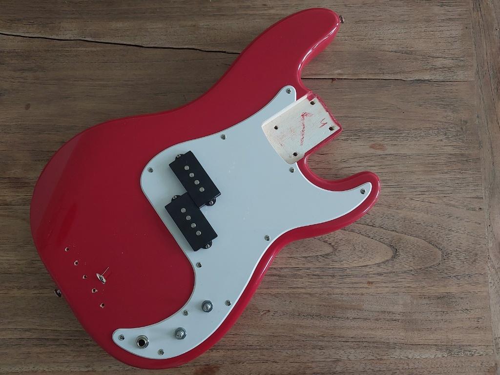 Squier Mini P body Dakota Red, Enlèvement ou Envoi, Comme neuf, Guitare basse électrique