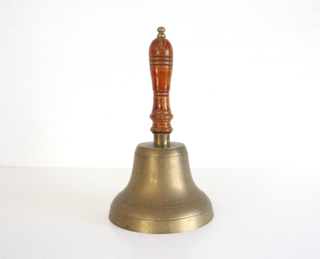 Antieke koperen houten schoolbel, Ophalen of Verzenden, Koper