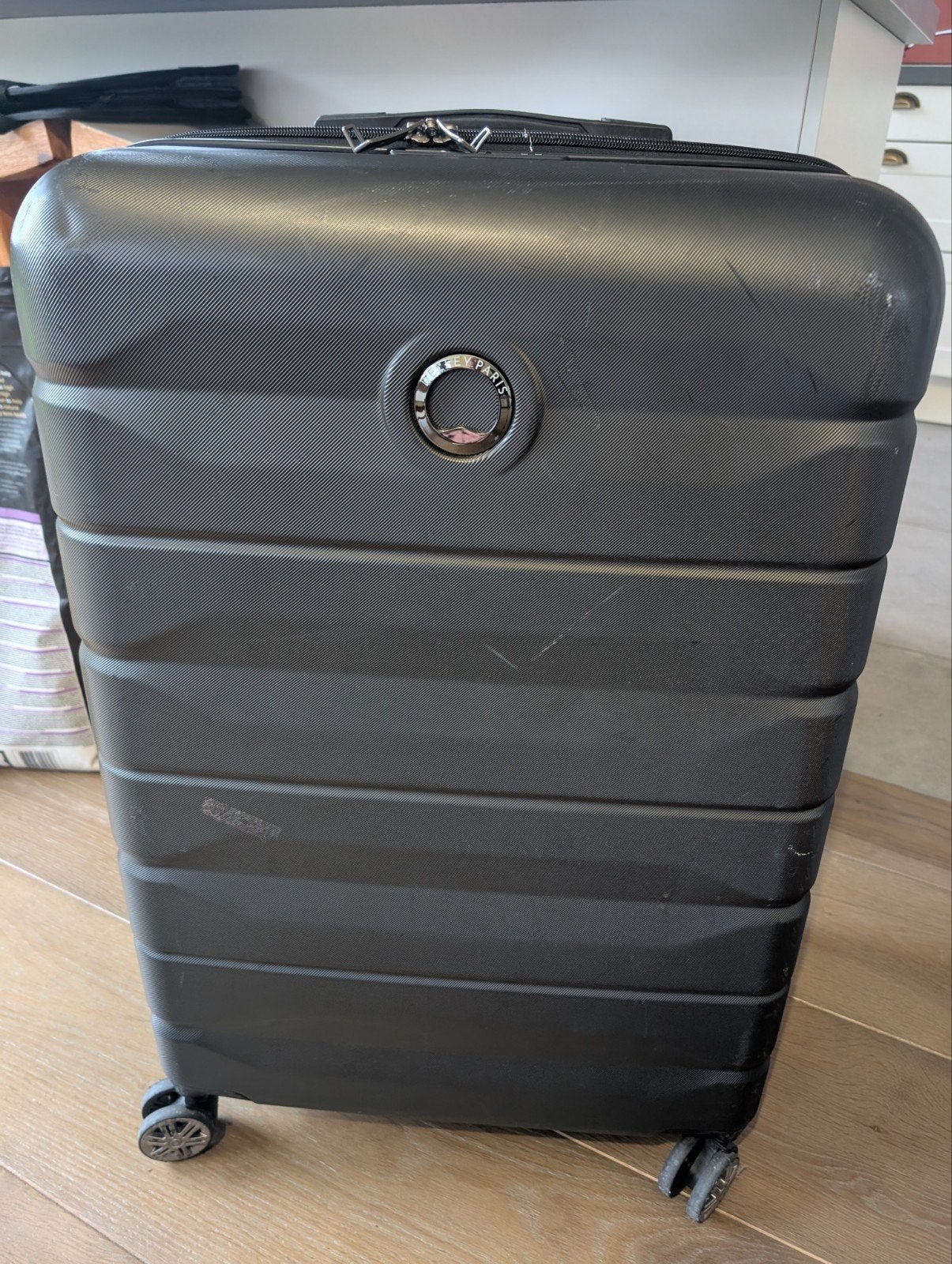 Valise Delsey, 70 cm ou plus, Plastique dur, Poignée extensible, Enlèvement
