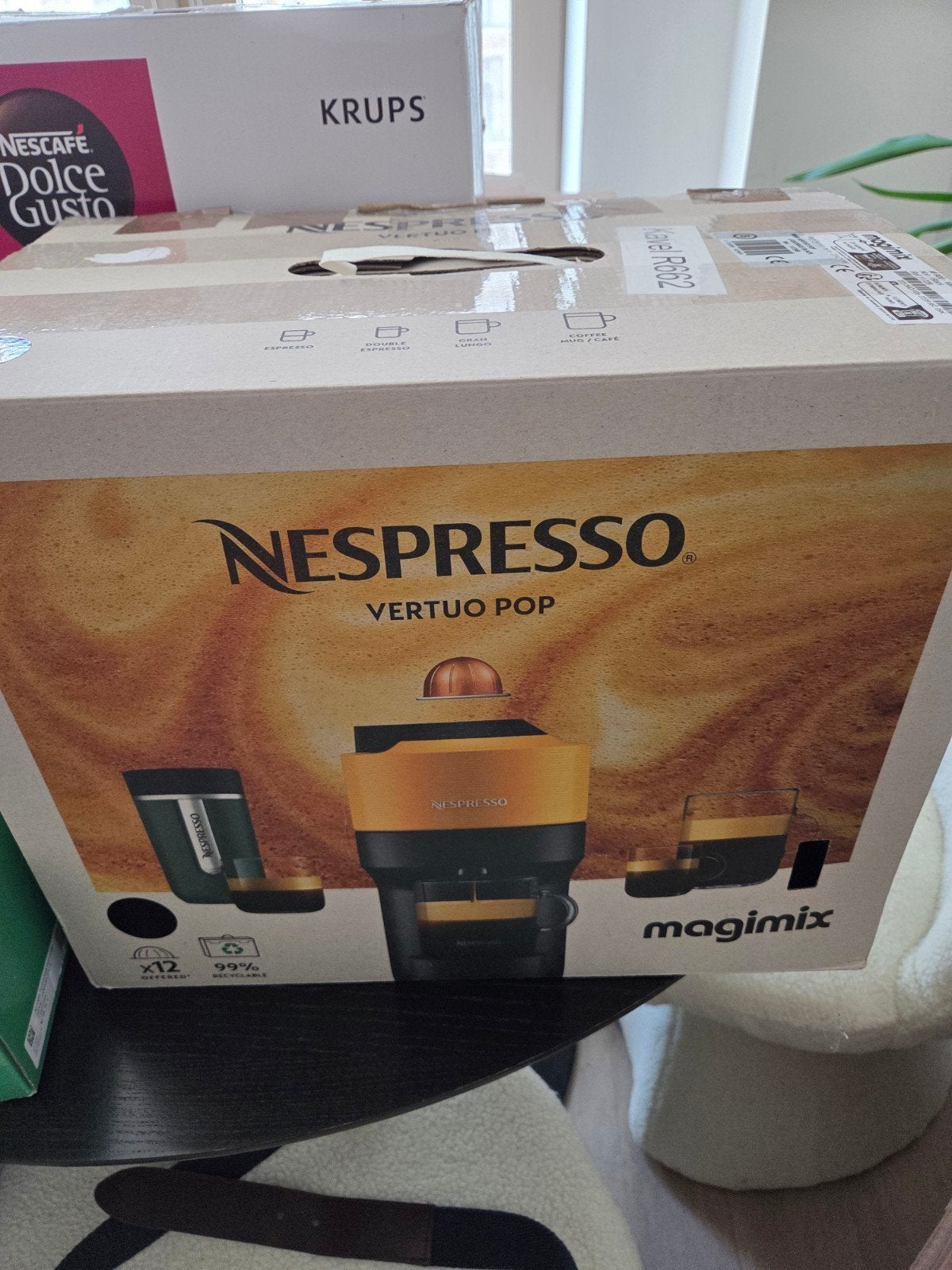 nespresso vertuo pop zwart in hele goede werkende staat, Ophalen