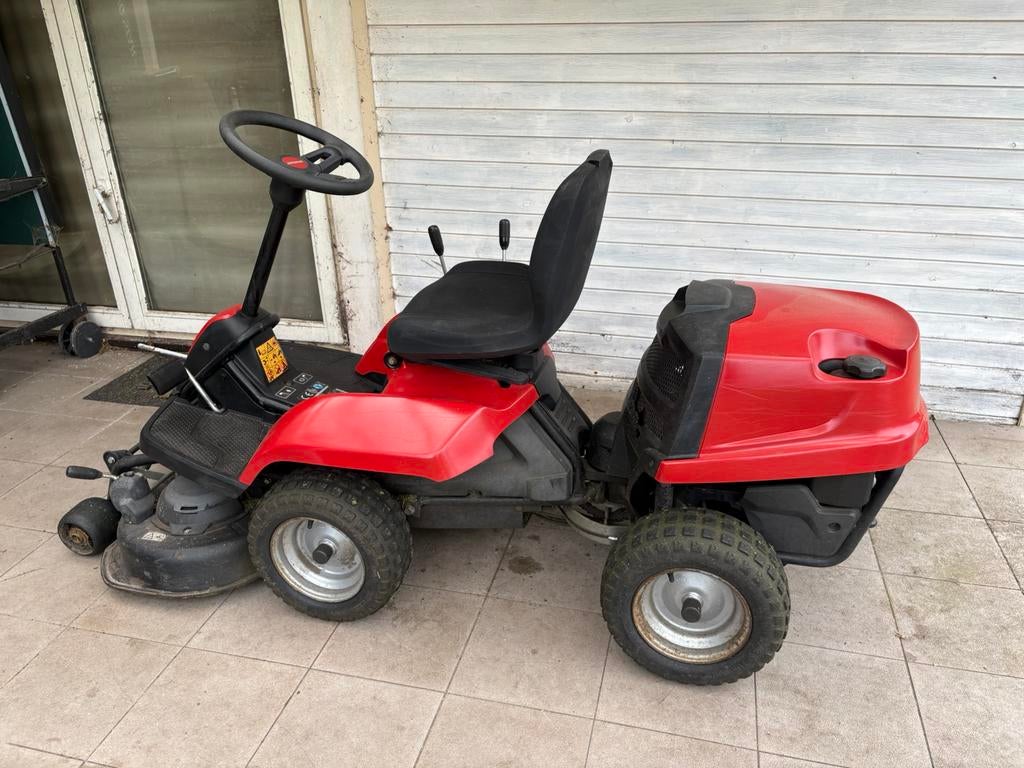 Husqvarna/Jonssored front zitmaaier in goede staat, Tuin en Terras, Zitmaaiers, Gebruikt, Minder dan 90 cm, Elektrische starter