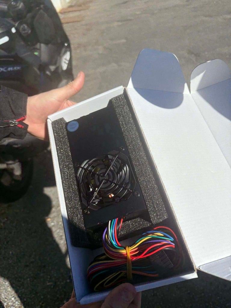 Bloc alimentation pour pc, Enlèvement, Neuf