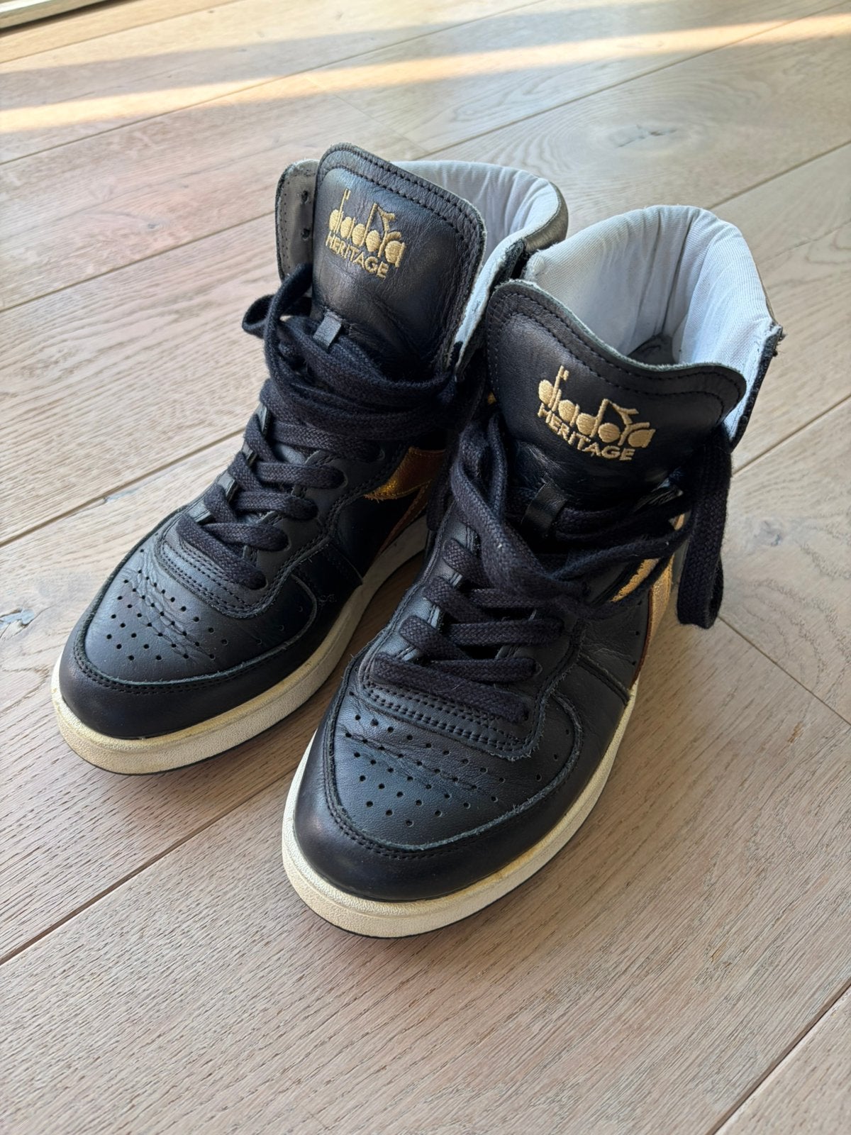 Diadora Heritage maat 39, Zwart, Ophalen of Verzenden, Zo goed als nieuw, Sneakers
