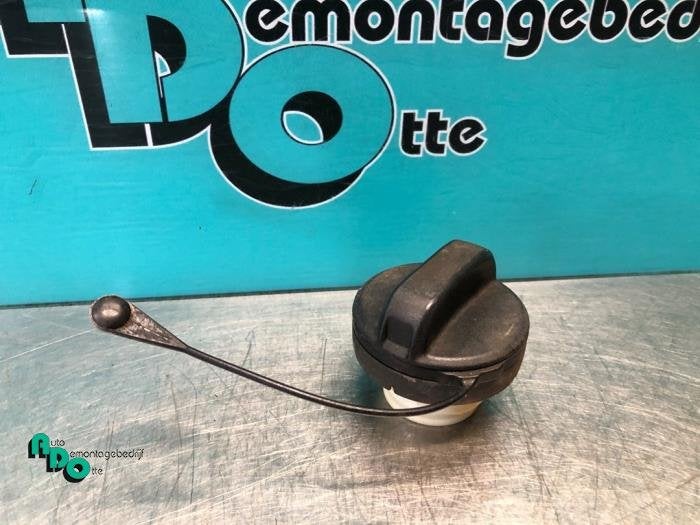 Bouchon réservoir d'un Opel Agila (Agila 08-) (GHK), Autos : Pièces & Accessoires, -, Opel, 3 mois de garantie, Utilisé