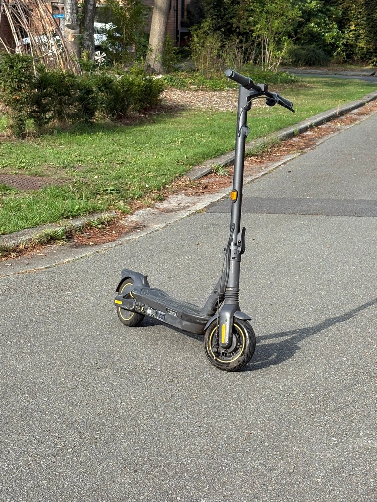 Segway Ninebot G2 Max  + Oplaad kabel, Fietsen en Brommers, Ophalen, Gebruikt, Elektrische step (E-scooter)