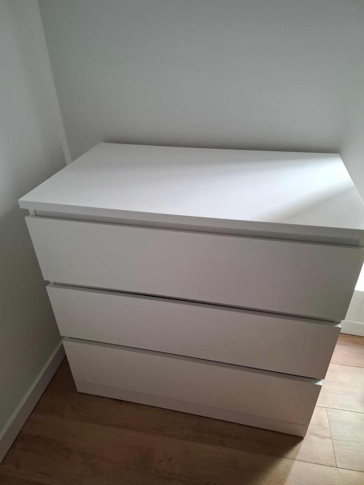 Meuble Malm 3 tiroirs, Enlèvement