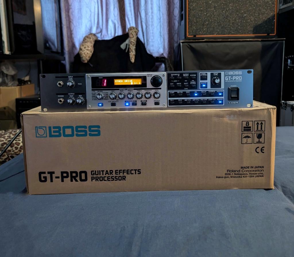 Boss GT-Pro processeur multi-effets guitare rack comme neuf, Musique & Instruments, Effets, Enlèvement ou Envoi, Comme neuf, Multi-effet