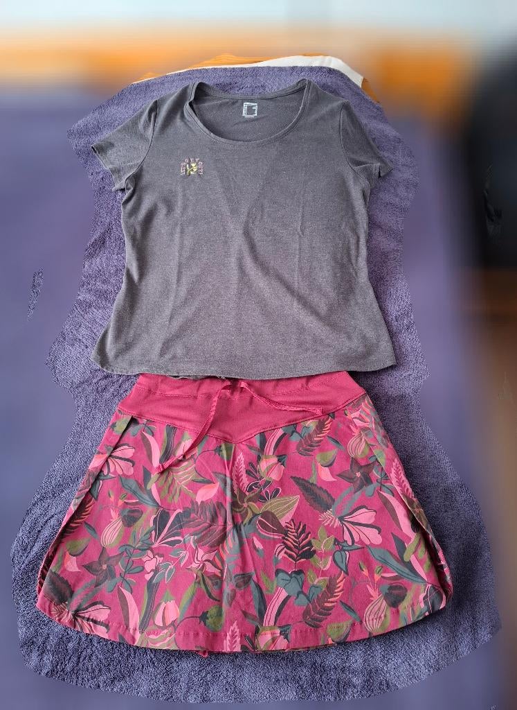 Jupe short+tee shirt randonnée femme, Kleding | Dames, T-shirts, Ophalen, Queshua, Nieuw, Korte mouw