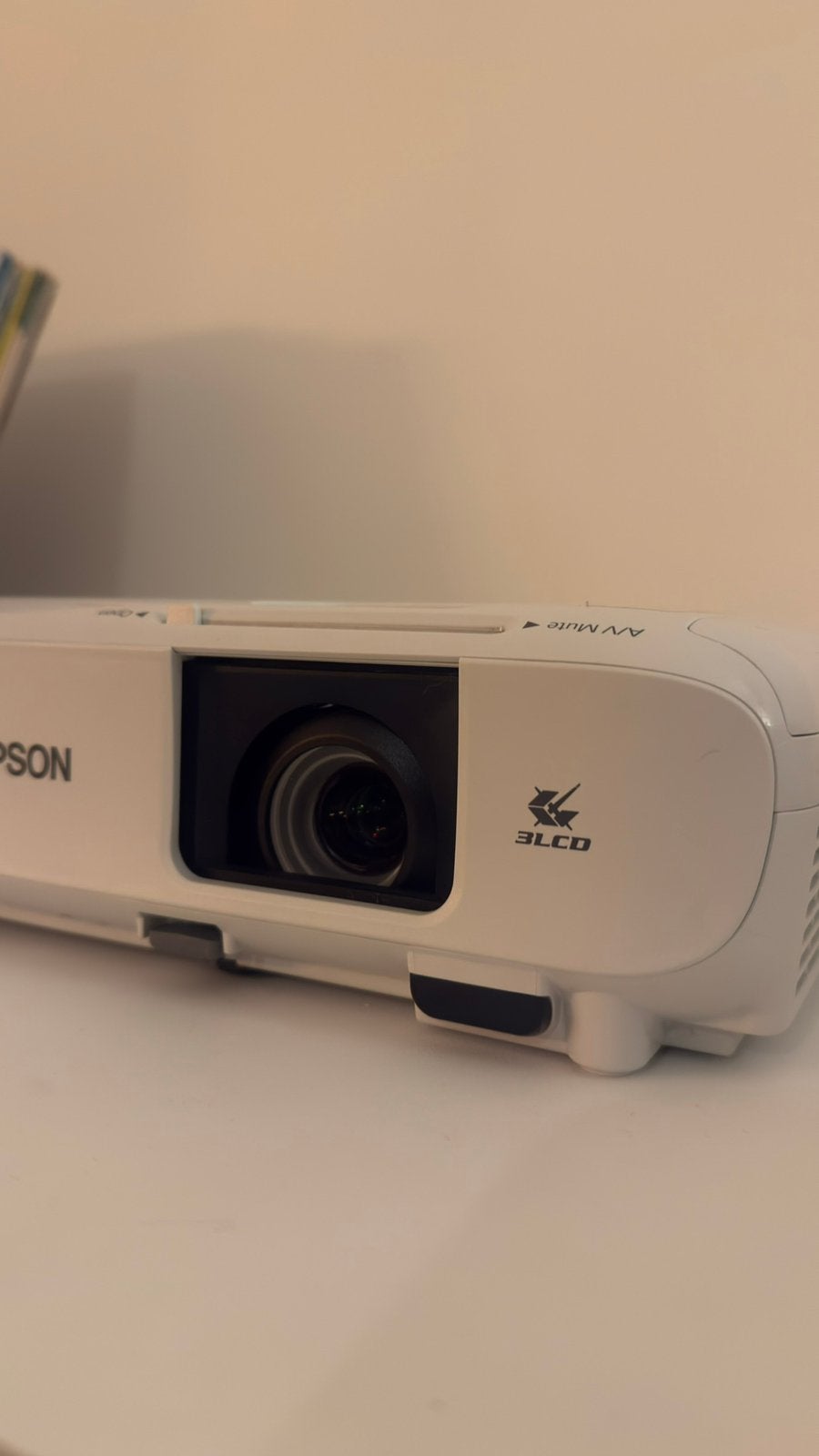 Epson EB-FH06-videoprojector - Wereldbeker, Audio, Tv en Foto, Beamers, Ophalen, Zo goed als nieuw