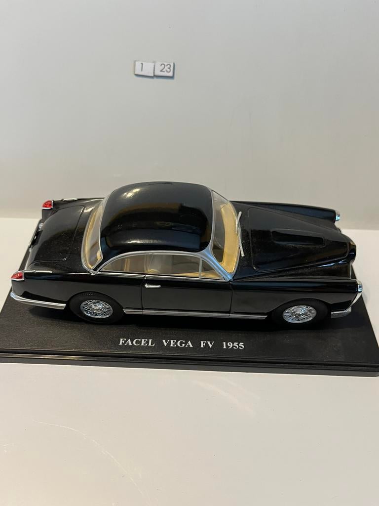 FACEL.  VEGA. FV  1955, Enlèvement ou Envoi, Comme neuf