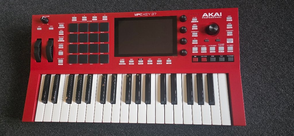 Akai Mpc key 37, Ophalen of Verzenden, Zo goed als nieuw