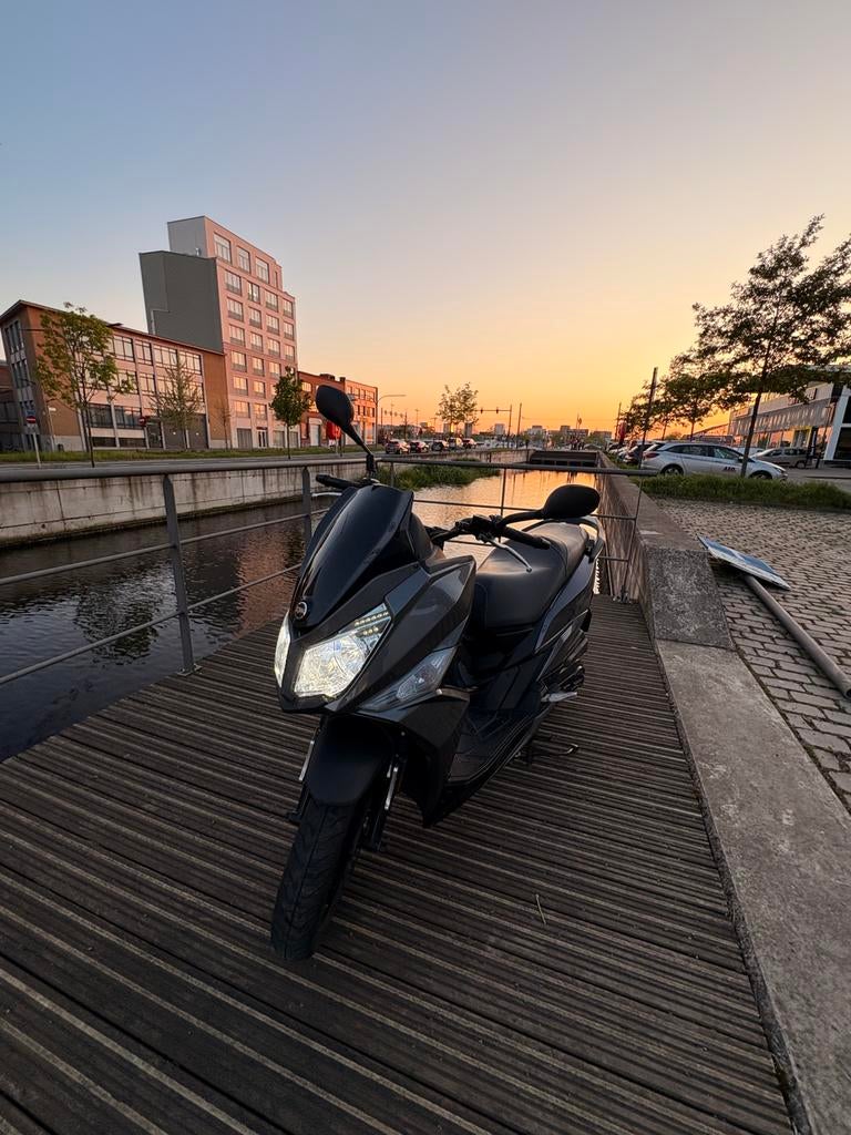 Sym jet 14 a klasse, Fietsen en Brommers, Ophalen, Zo goed als nieuw