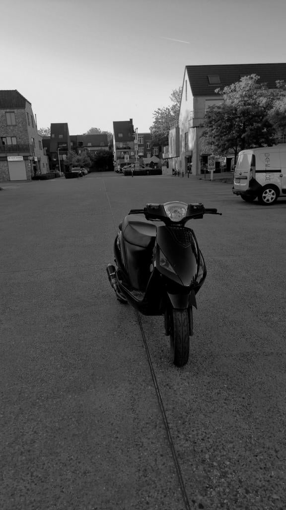 La souris city a klasse, Fietsen en Brommers, Ophalen