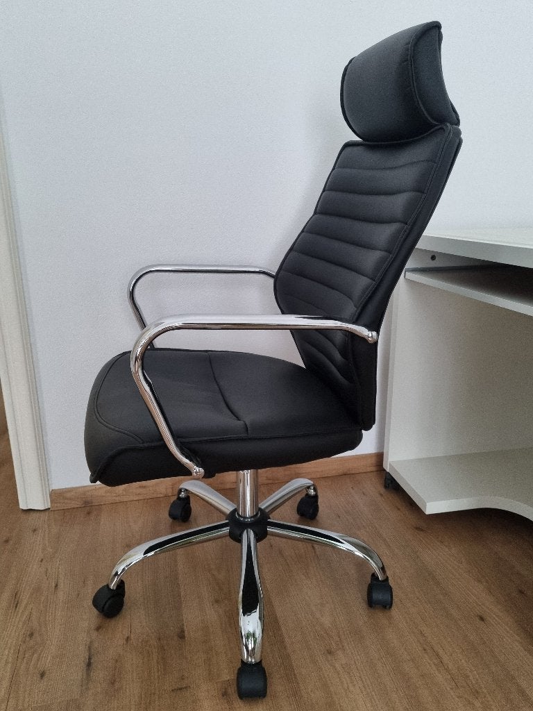 Bureaustoel, Huis en Inrichting, Ophalen, Zwart, Zo goed als nieuw, Gaming bureaustoel