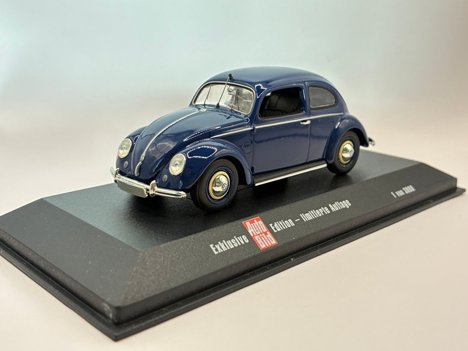 Volkswagen Beetle 1200 (Type 1) 1949 - MiniChamps, Envoi, Comme neuf, Voiture, MiniChamps