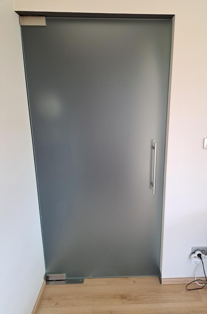 Glazen deuren met vloerpomp in goede staat, 3 stuks totaal, Doe-het-zelf en Bouw, Ophalen