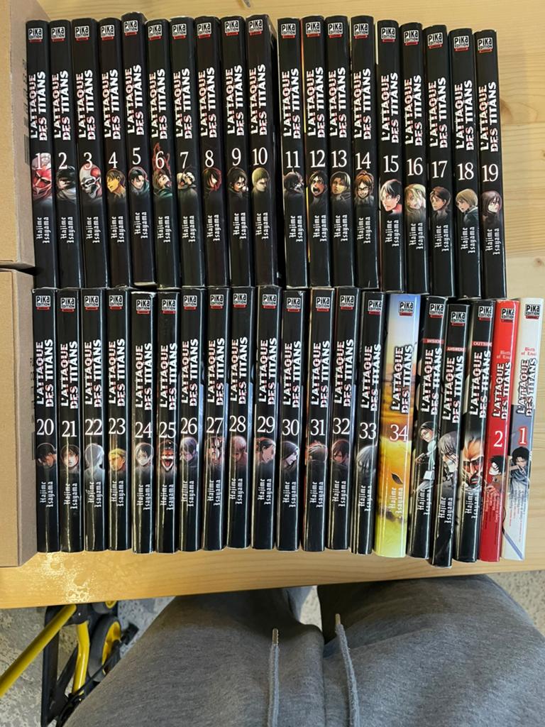 L’attaque des titans lot de 40 tomes 1 a 34 + spéciaux, Ophalen of Verzenden