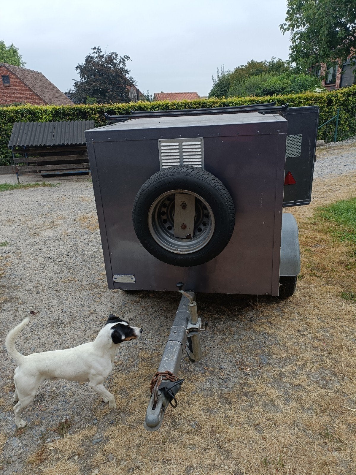 Aanhangwagen met rubberen mat ., Ophalen