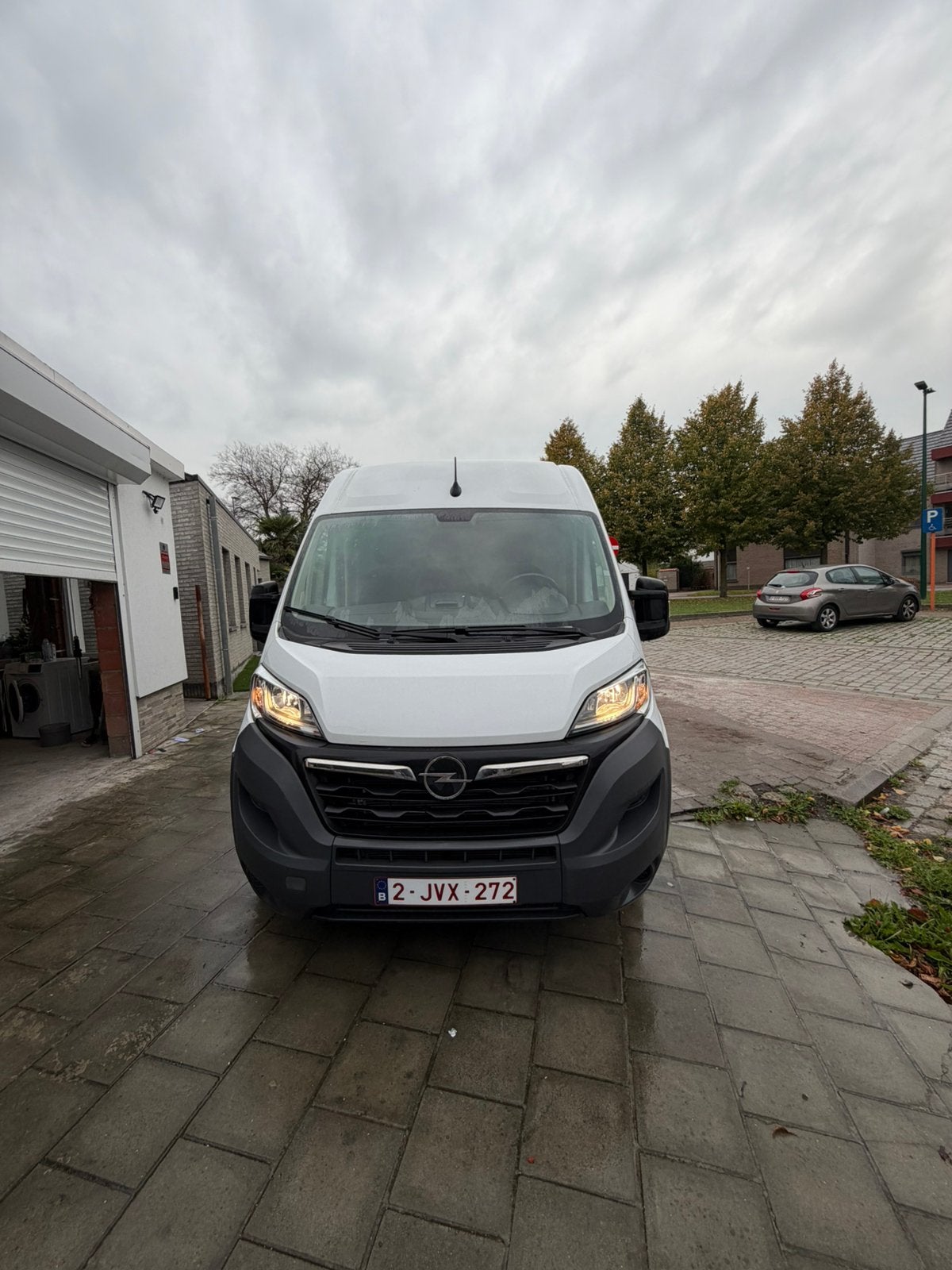 Opel Movano, Voorwielaandrijving, 4 deurs, Stof, 4 cilinders